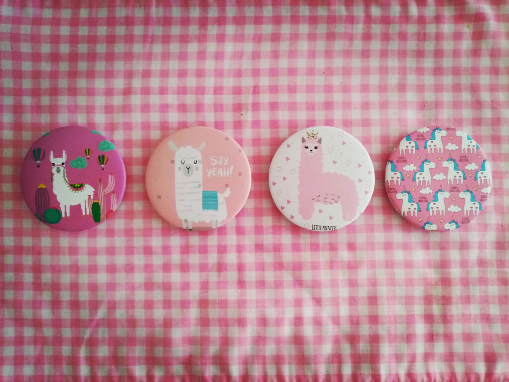 Llama Look Good bucket