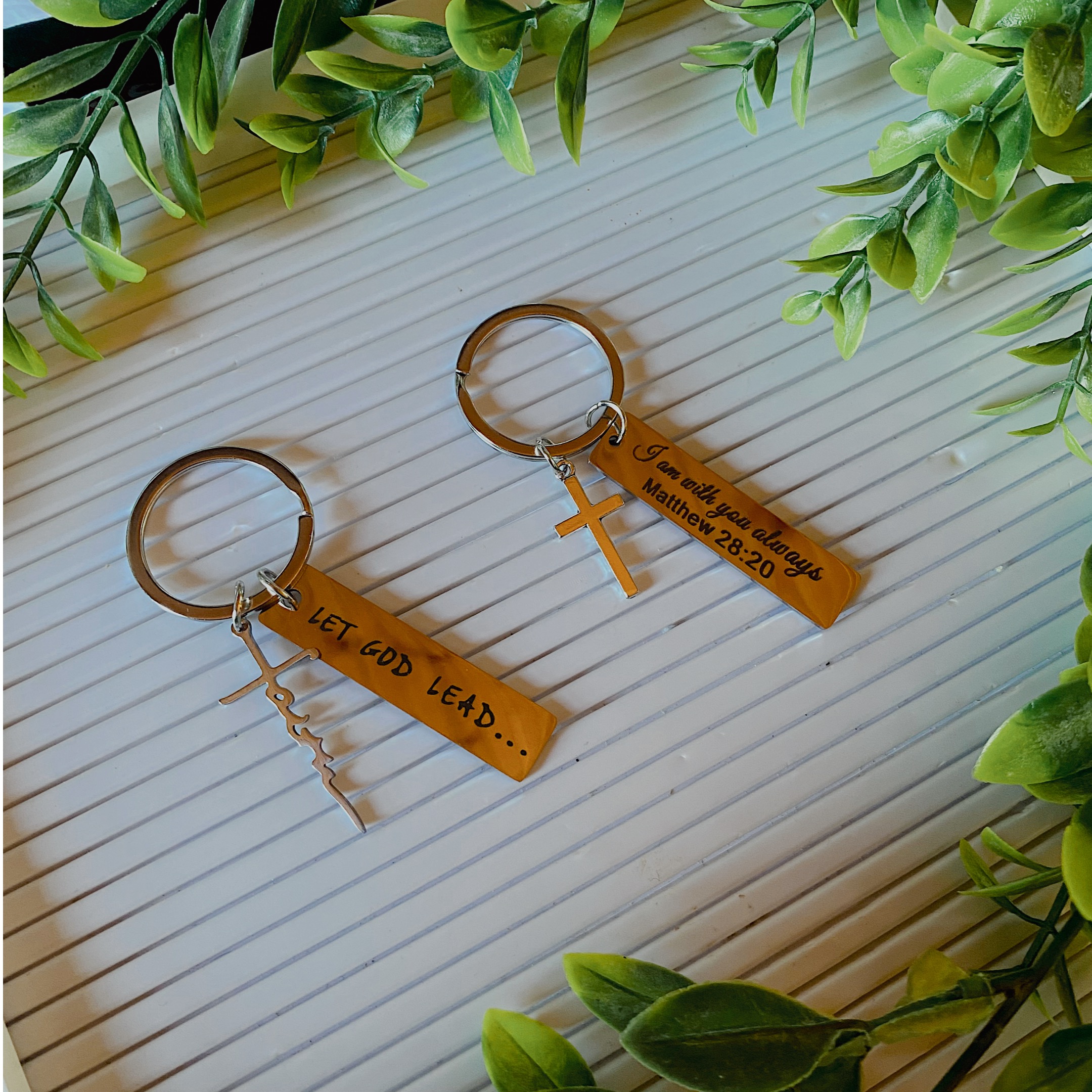 Cross trinket with message